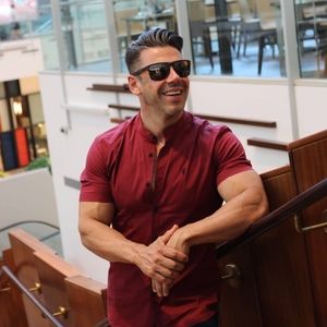 Meet your Posher, Hildebrando